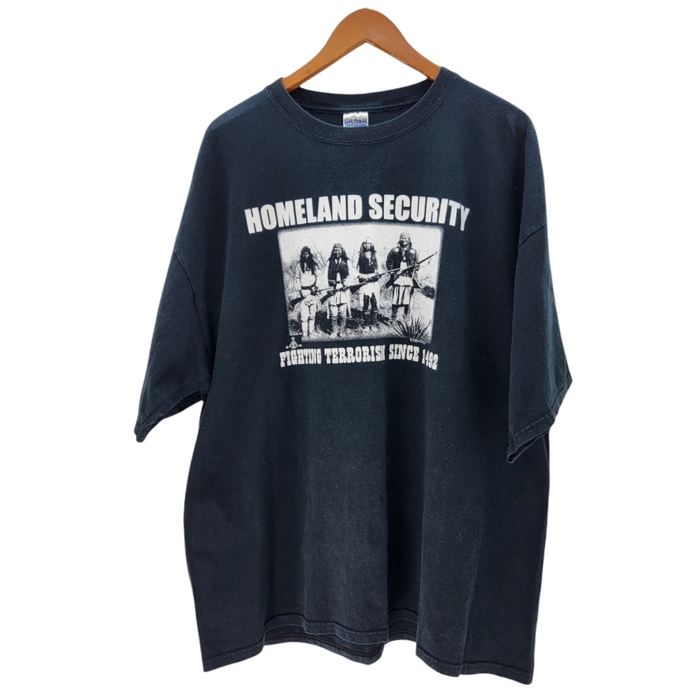 Vtg Gildan Women Size 2XL Black Cotton T-shirt